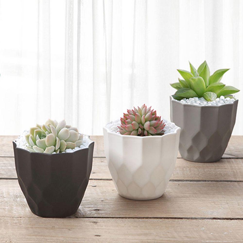 Plante Potte med Geometrisk Mønster i Plast - Imitert Keramikk