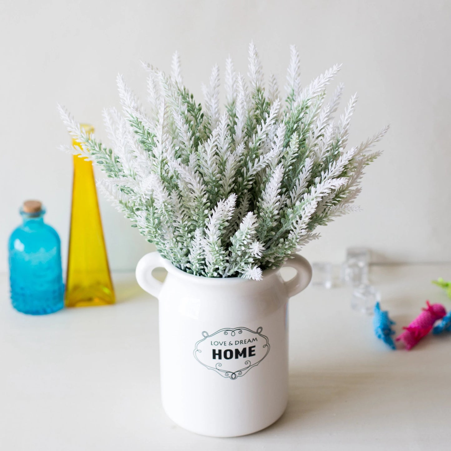 Kunstig-Lavendel-Gardshus-Bunt-Hvit