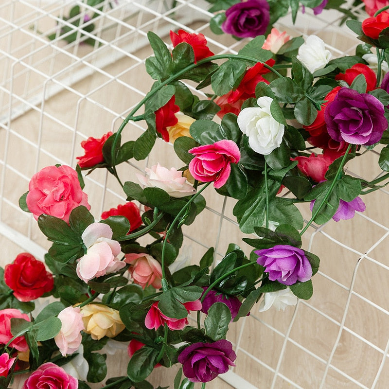 Kunstig-Rose-Vinkranke-Plast-Eføy-Rosa-Rød-Hvit-250cm