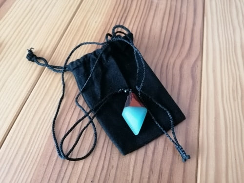 Halskjede med Lysende Prism Edelstein
